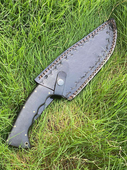 Handcrafted Damascus Steel Hunting Knife with Leather Sheath