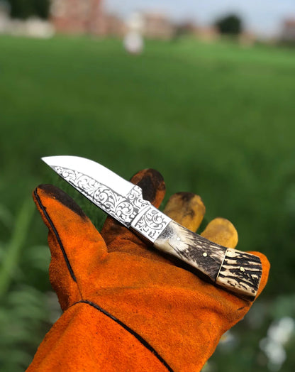 Handmade Hunting Knife with Stag Horn Handle & Etched D2 Steel Blade