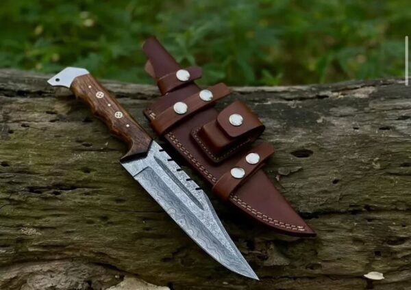 Custom Handmade Damascus Steel Hunting Knife